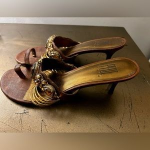Pelle Moda real leather sandals.